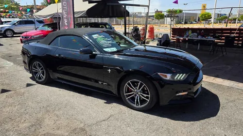 Ford Mustang 2p Coupé EcoBoost L4/2.3/T Aut