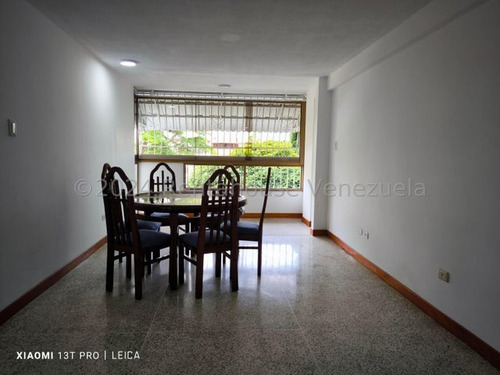 Apartamento En Alquiler En Horizonte 24-27430 Cs