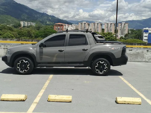 Renault Duster Oroch 1.3 Intens 4X4 Outsider