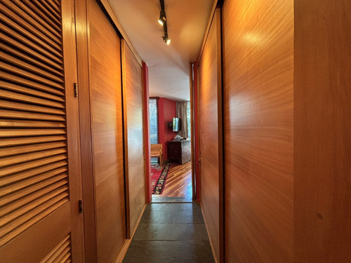 Exclusiva Casa Bdo Larrain, Un Piso, Mediterranea 6d