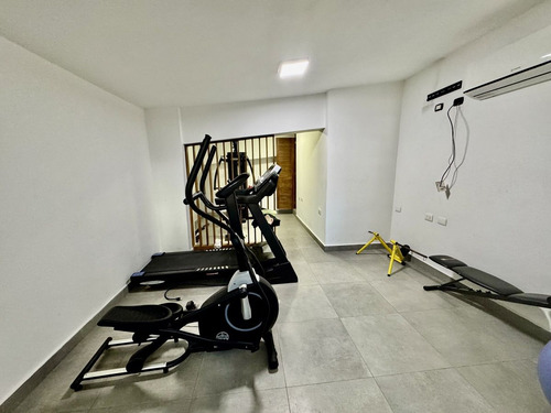 Vendo Penthouse De 4 Habitaciones En Evaristo Morales