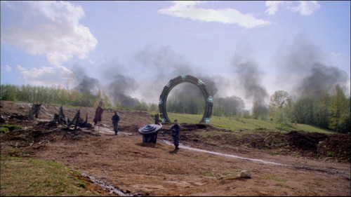 Imagem 4 de 10 de Stargate Atlantis / A Série Completa
