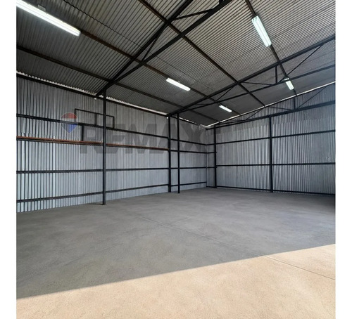 Arriendo Bodega Con Oficina Privada | San Bernardo
