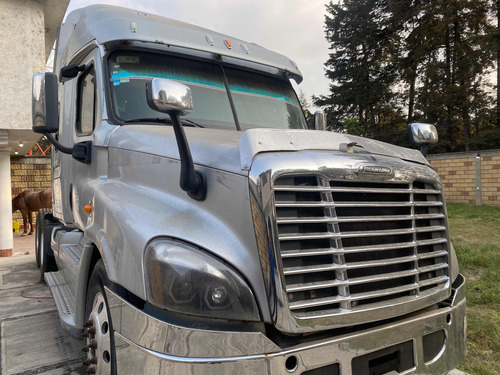 Tractocamion Dina