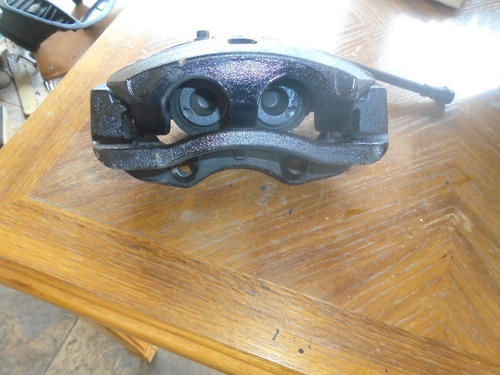 Vendo Caliper Trasero Izquierdo De Cadilac Escalade, 2004
