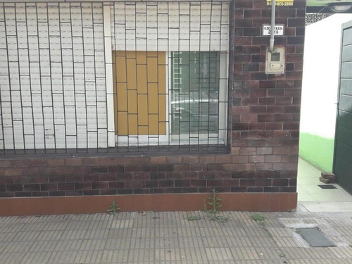 Imagen 6 de 14 de Depto. Tipo Casa. 2 Ambientes Al Frente.