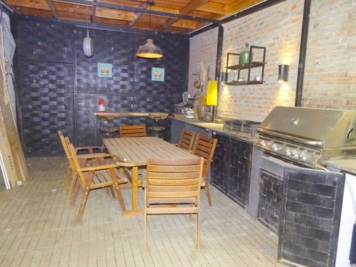 Casa Totalmente Remodelada - 845 (107135)
