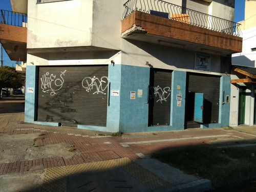Vendo Local 140 Mt², 1 Cuadra Gral Paz. Muy Buen Estado