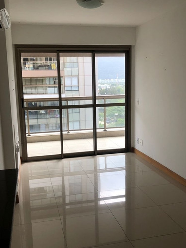 Imagem 1 de 15 de Apartamento Em Recreio Dos Bandeirantes  -  Rio De Janeiro - 5955
