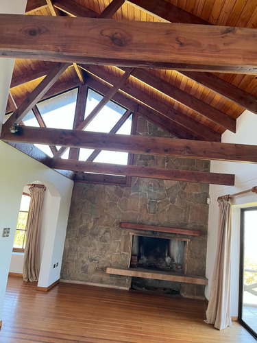 Se Vende Parcela 5.000 M2 Casa De Hormigón 250 M2 En Con Con