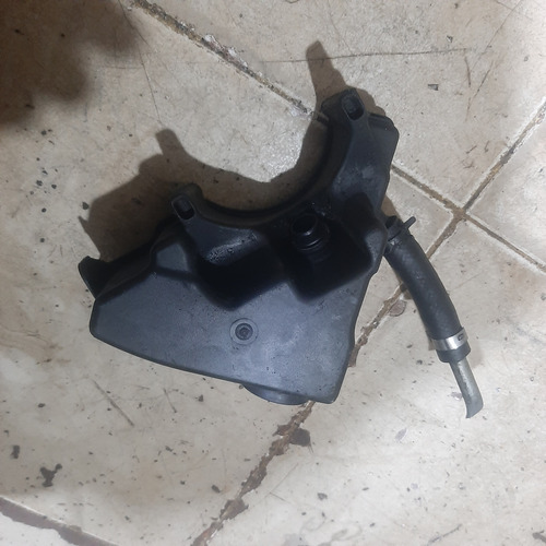 Envase De Aceite Hidraúlico Para Chevrolet Century (Usado)