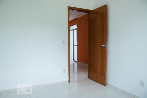 Apartamento Para Aluguel - Rio Branco, 3 Quartos, 74 - 892995246