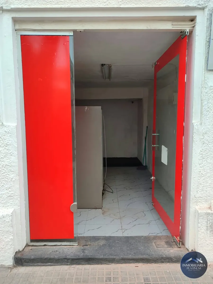 Alquiler De Local Comercial En Pocitos · Foto 3