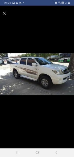 Toyota Hilux 2.5 Cab Doble 4x2 2009
