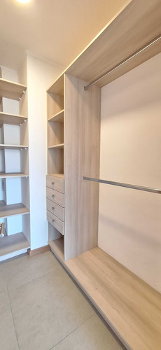 Vende, Moderno Dpto. En Edificio Boulevard (72748)