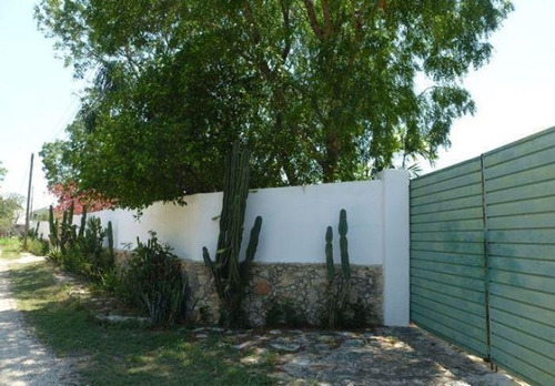 Imagen 2 de 10 de Excelente Terreno Bardeado En Cholul, Gran Oportunidad De Desarrollo O Inversión!!!