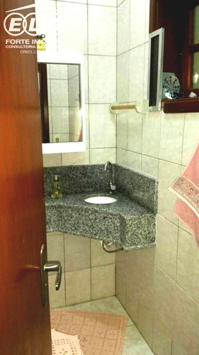 Imagem 8 de 18 de Excelente Sobrado, Com Um Salão Comercial Bem Localizado, Ao Lado Da Principal Avenida Da Cidade. - Ca04737 - 34428858
