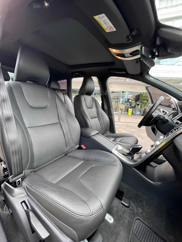 Volvo XC60 2.0 T5 High 240cv At