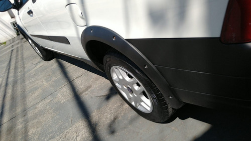 Imagem 7 de 12 de Fiat Strada Ce 1.4 Fire Flex
