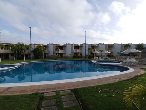 Imagen 22 de 25 de Puerto Encantado Townhouse En Venta Alfonso Lopez