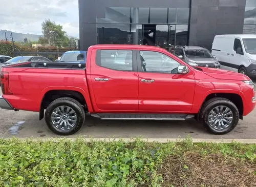 Mitsubishi L200 2.4 Gls 4x4 At