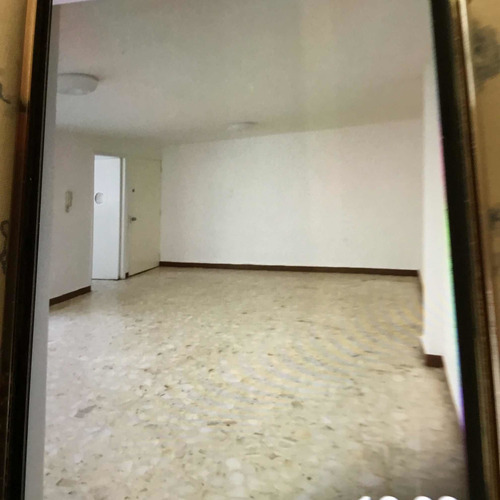 Imagen 2 de 6 de Depa De Tres Recamaras Más Info Por Whatsapp Llama