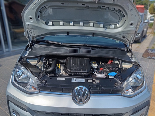 Imagen 8 de 13 de Volkswagen Up! 2019 1.0 High Up! 75cv 5 P