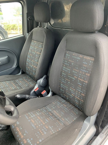 Imagem 12 de 14 de Fiat Fiorino 2019 1.4 Hard Working Flex 4p