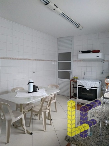 Sobrado. Bairro Santa Paula - 16080