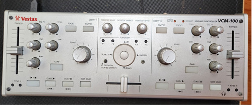 Controlador De Dj Vestax Vcm-100 Plateado