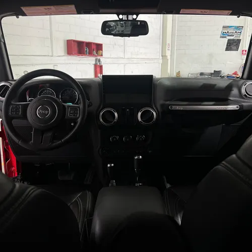 Jeep Wrangler 3.6 Unlimited Sahara 4x2 At