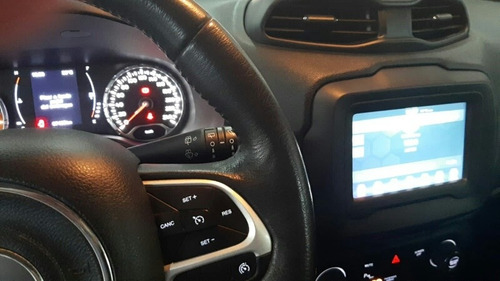 Imagen 22 de 25 de Jeep Renegade 2020 1.8 Sport