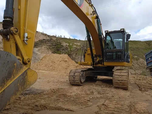 Retroexcavadora Caterpillar 320 Dl Modelo 2019