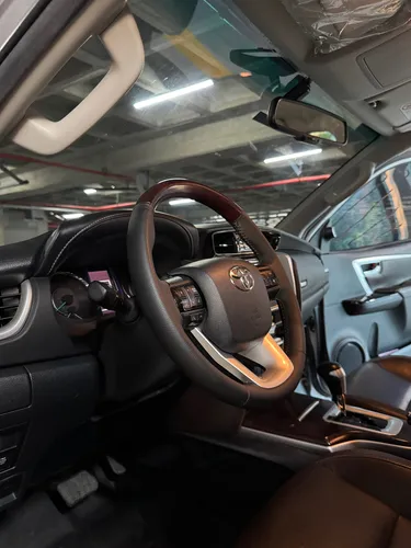 Toyota Fortuner 2018 4.0