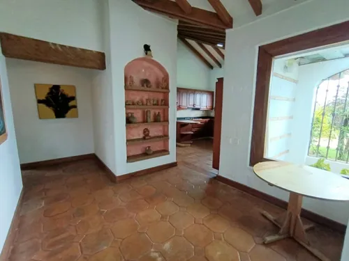 Finca En Arriendo Ubicada En Rionegro Sector Rotonda Sajonia (22136).
