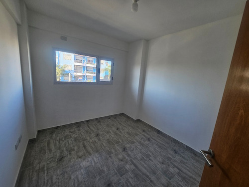 Departamento En Alquiler Zona San Justo Centro 45m2 Al Frente (a Mts. De Unlam)