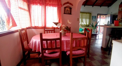 Imagen 5 de 25 de Casa En Venta En Av Principal De La Colonia Tovar
