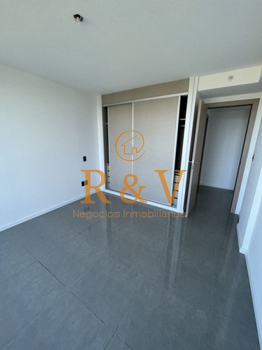 Imagen 8 de 10 de Lindo Apartamento En Venta A Estrenar, Torre Gaudi
