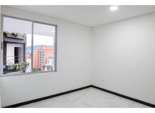 Apartamento A La Venta En Laureles
