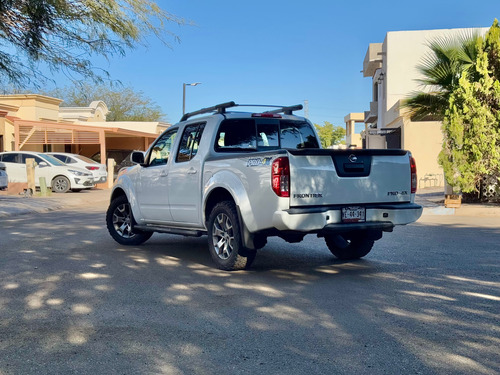 Nissan Frontier 4.0 Pro-4x V6 4x2 At