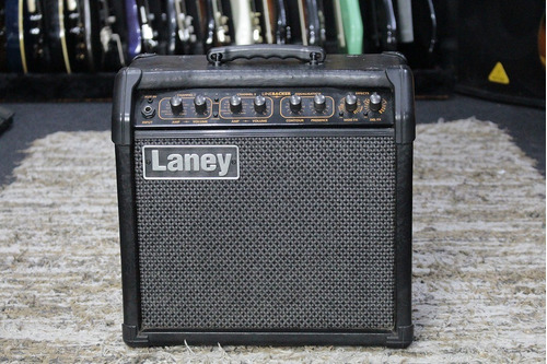 Mitones Instantáneamente Reactor Amplificador Guitarra Laney Line Lr20 | MercadoLivre