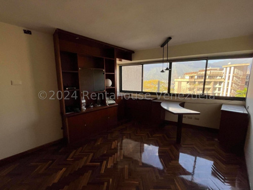 Alquiler De Elegante Apartamento En Colinas De Valle Arriba / Cl. Mls-24-21087