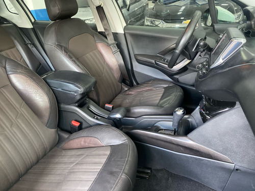 Peugeot 2008 1.6 16V FLEX GRIFFE 4P AUTOMÁTICO
