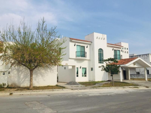 Imagen 2 de 12 de Casa Sola En Venta Privada Las Aldabas
