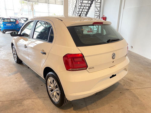 Imagen 4 de 14 de Volkswagen Gol Trend Trendline 1.6 101 Cv Vehiculosdeloeste