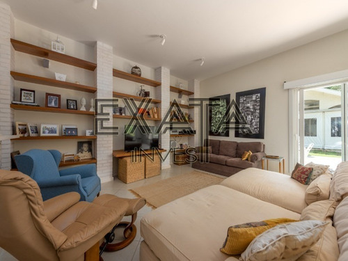 Imagem 9 de 30 de Condomínio Chácara Polaris, Em T: De 8.200,00m²,1.246,11m², Hall De Entrada, Lavabo, Living Para Vários Ambs. Lareira, Home Theater, 5 Dormitórios Sendo 3 Suítes. - Ca00924 - 70749246
