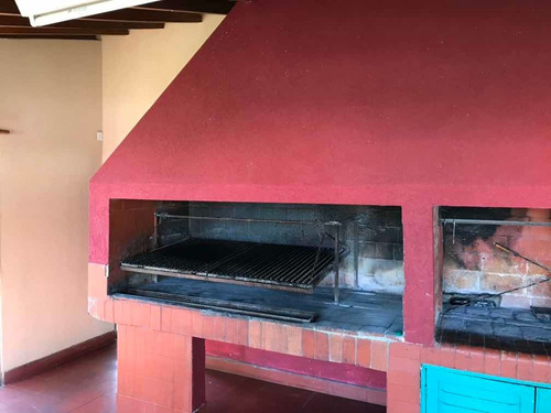 Alquiler Excelente Quinta Con Quincho Cubierto