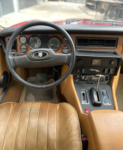 Jaguar Xj6