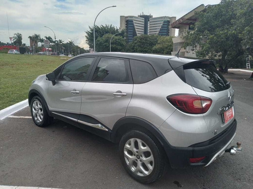 Imagem 4 de 10 de Renault Captur Zen 1.6 16v Sce Cvt (flex)