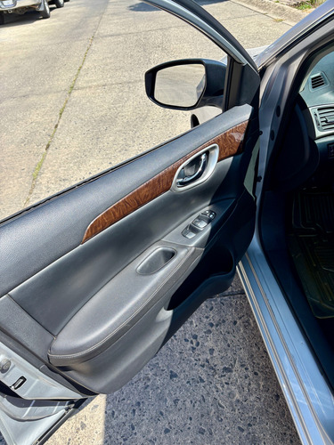 Nissan Sentra 1.8 Exclusive Navi At